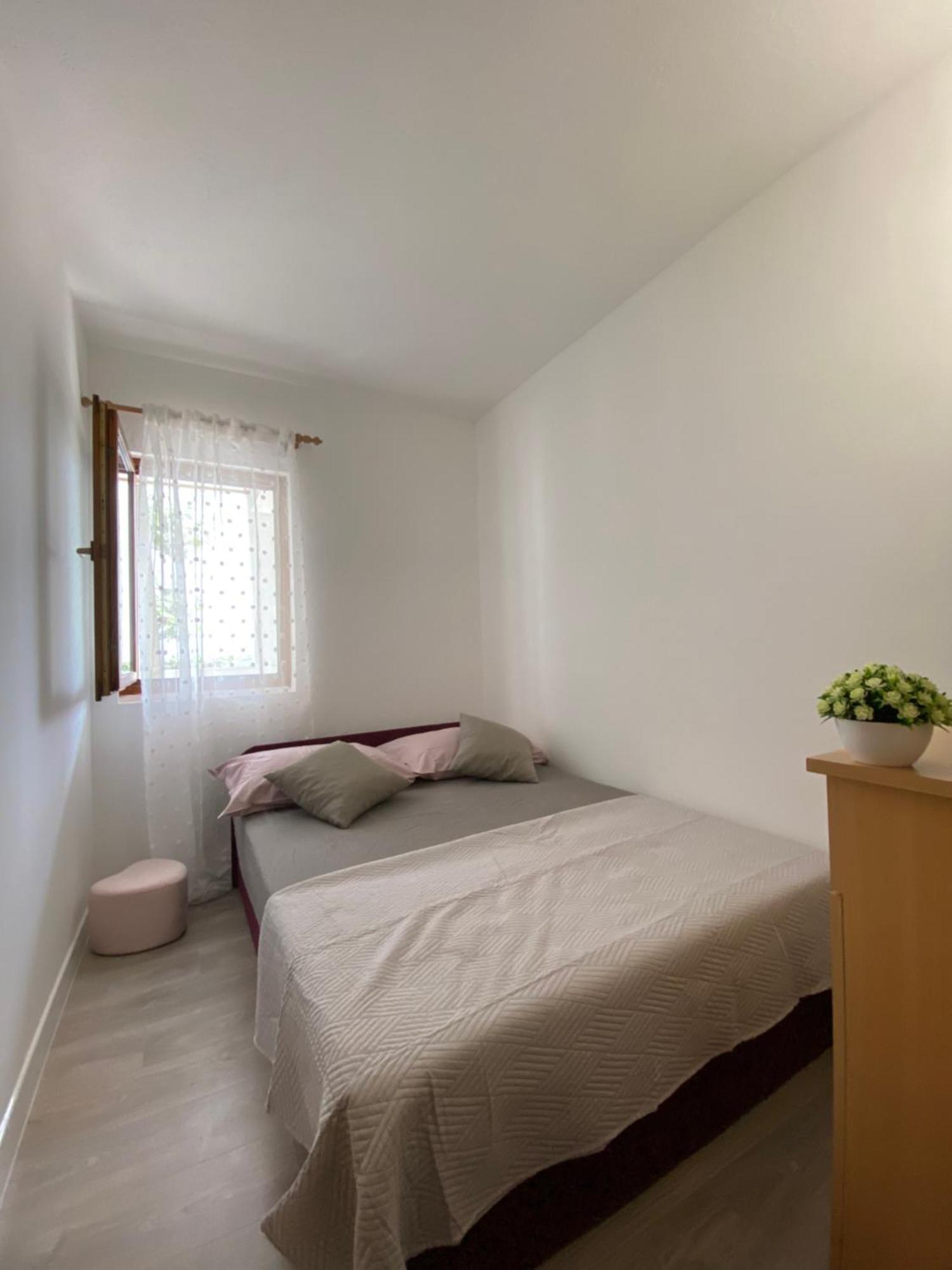 Apartmani Mara Rogoznica Rogoznica  Exterior photo