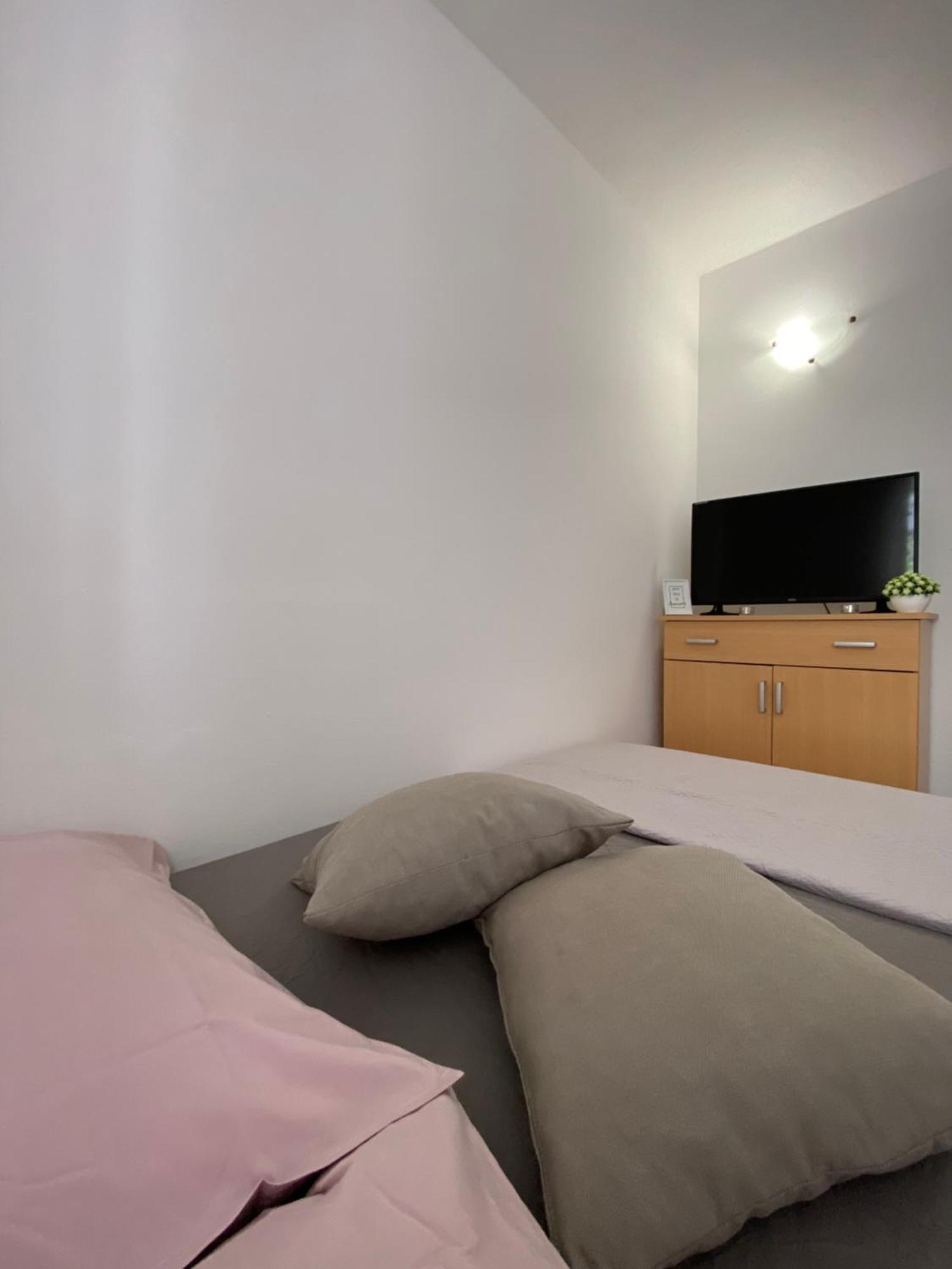 Apartmani Mara Rogoznica Rogoznica  Exterior photo